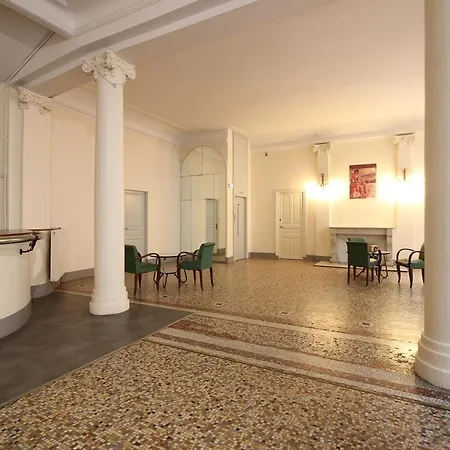 アパート T2 A Avec Wifi A 100m Des Thermes - Fr-1-608-274 ラ・ブルブール